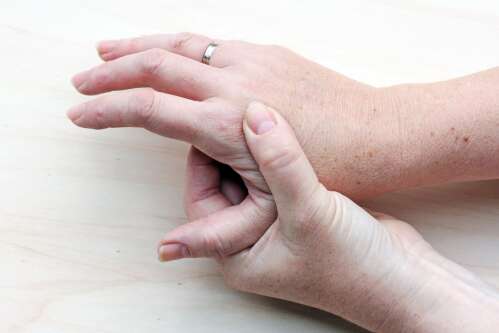 Sormede liigeste haiguste tunnused Folk meditsiin artroosi ravis